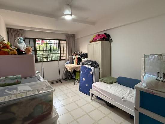 245 HOUGANG STREET 22 photo 3
