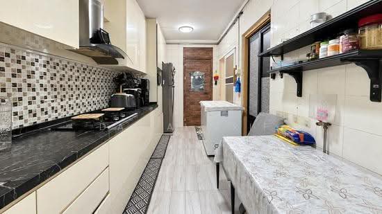 185A RIVERVALE CRESCENT photo 3