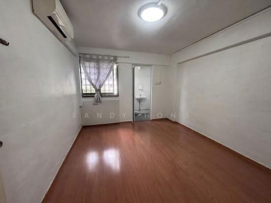 417 JURONG WEST STREET 42 photo 3