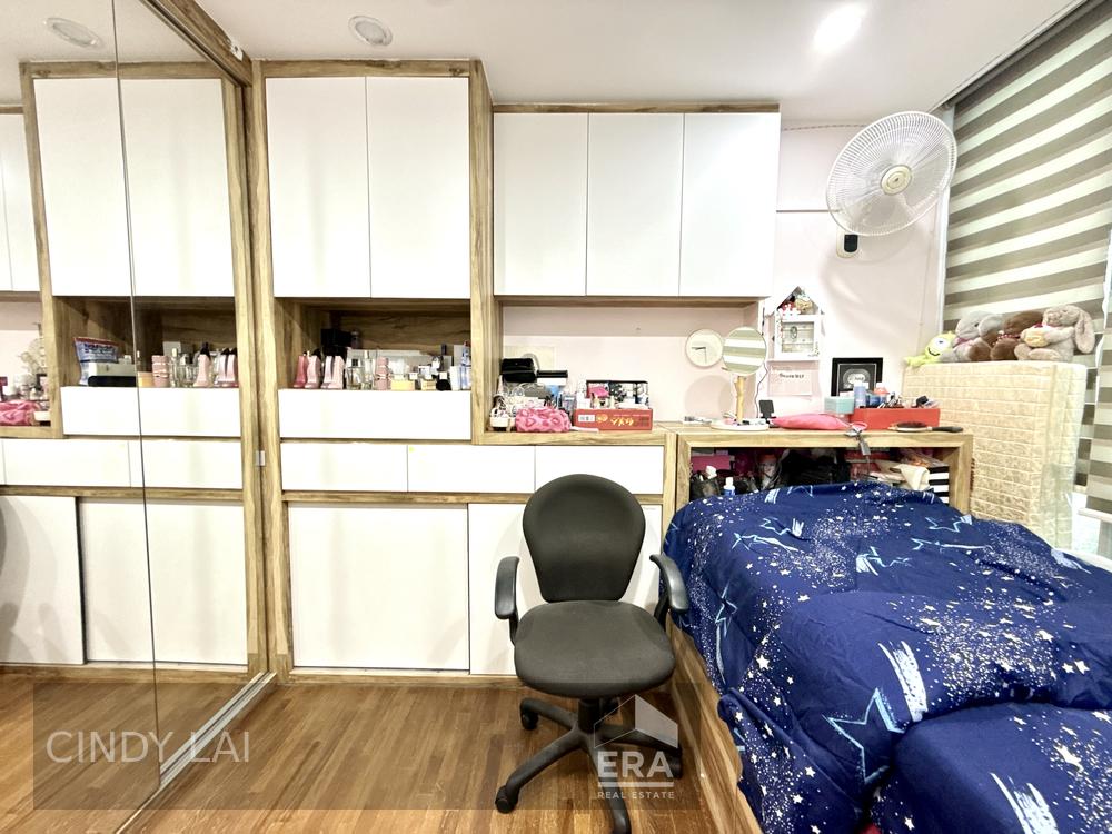 THE QUARTZ photo 2