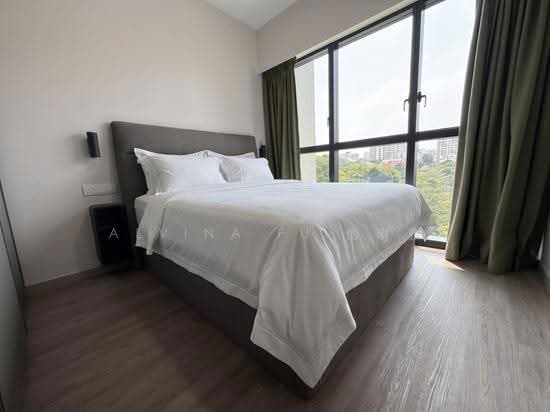 RIVERFRONT RESIDENCES photo 2