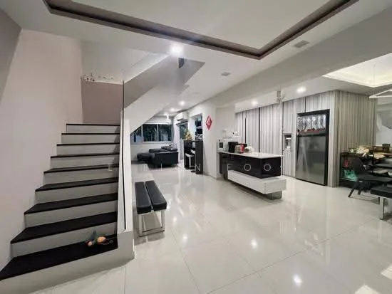 351 Yishun Avenue 11 image 1 of 9