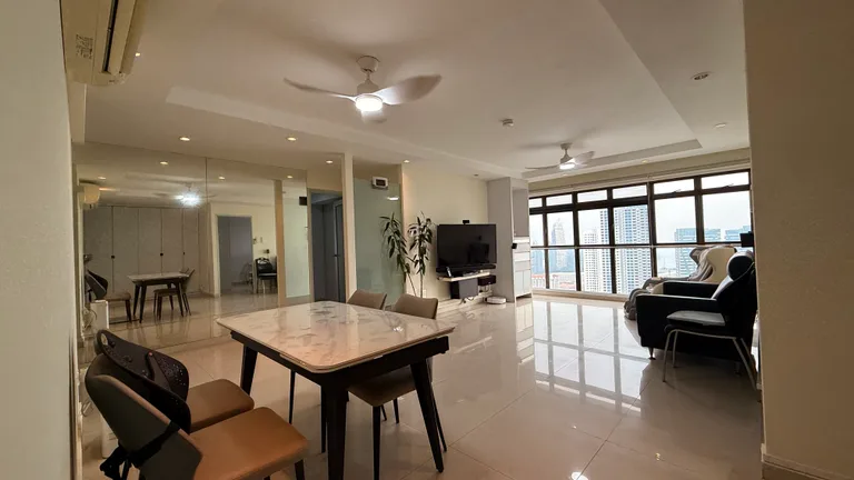 86 Telok Blangah Heights image 1 of 8