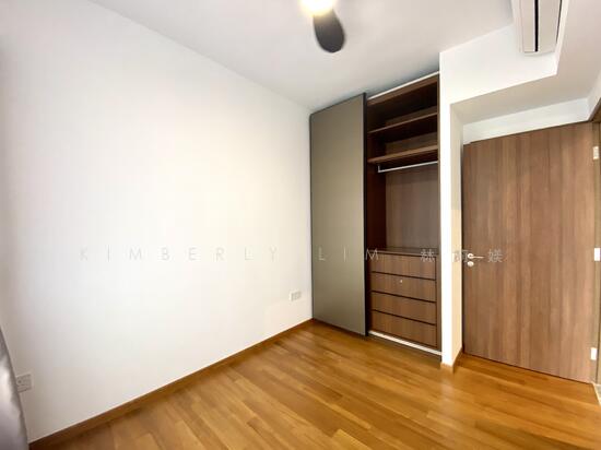 FOURTH AVENUE RESIDENCES photo 2