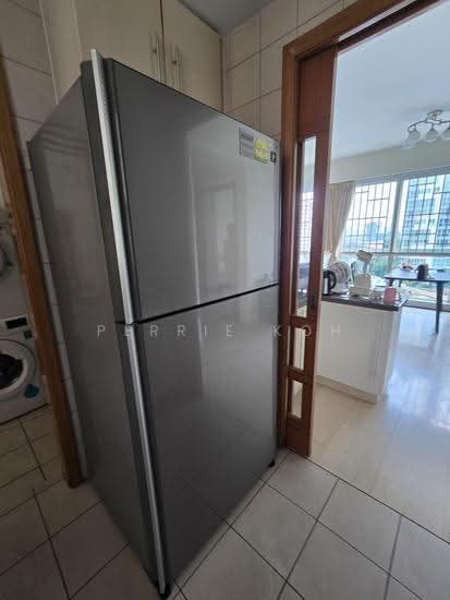 Goldenhill Park Condominium photo 5