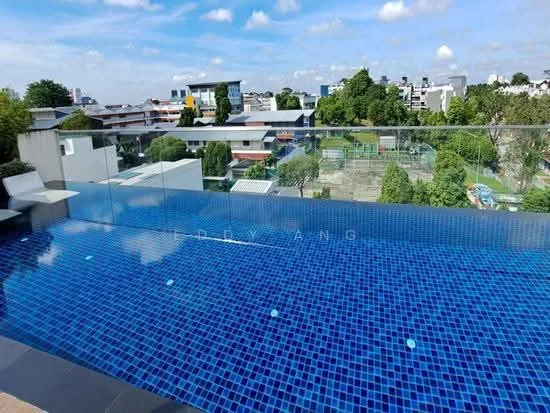 Nottinghill Suites image 1 of 10