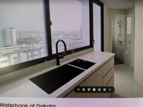 Waterbank at Dakota photo 2