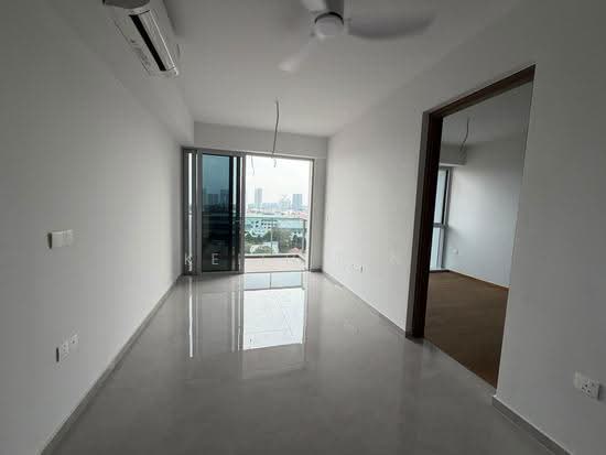 Grand Dunman image 1 of 10