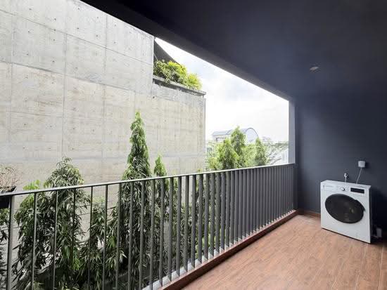 Creston Residences image 1 of 10