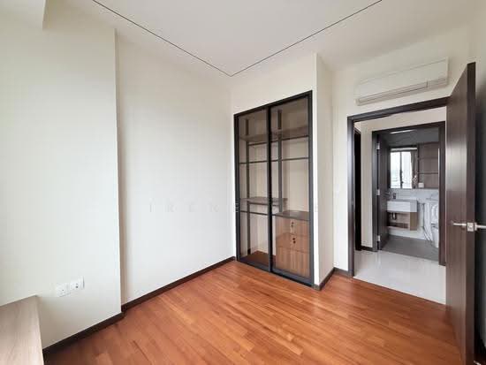 Creston Residences photo 4