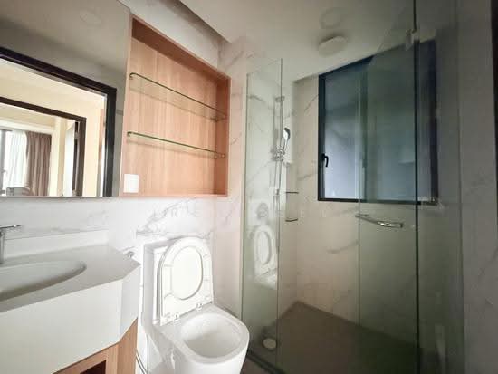 Creston Residences photo 6