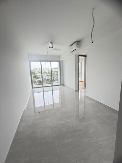 Grand Dunman image 1 of 10