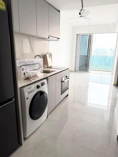 Grand Dunman image 1 of 6