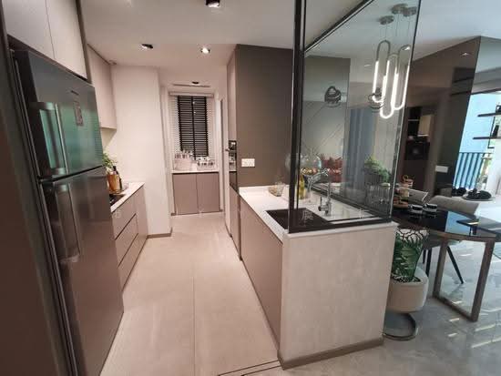Sengkang Grand Residences image 1 of 5
