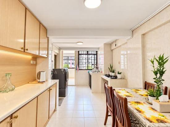 4 Lorong 7 Toa Payoh photo 2