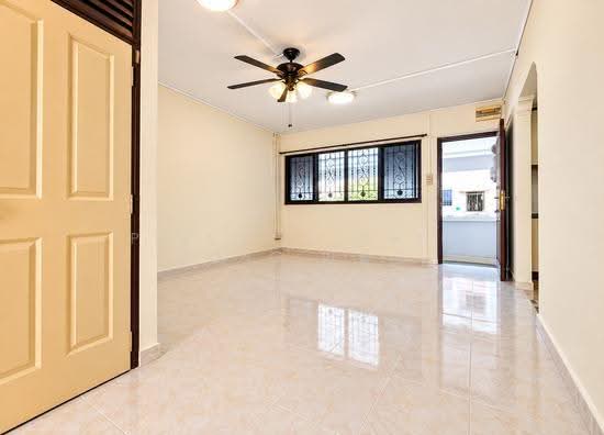 102 Potong Pasir Avenue 1 photo 2