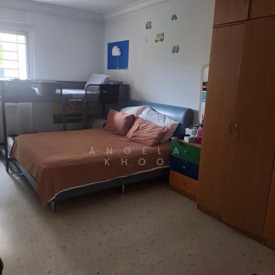 222 Tampines Street 24 photo 4