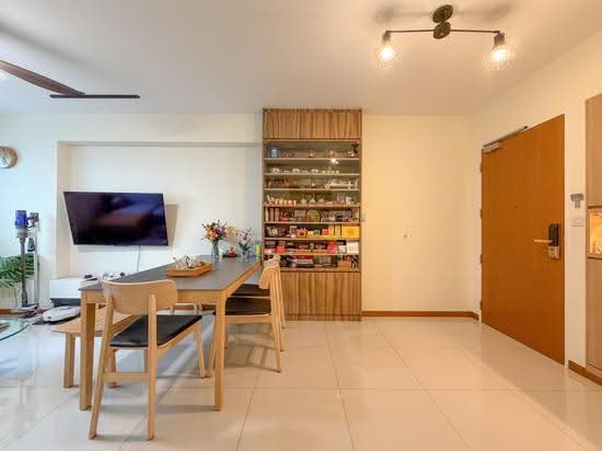 310C Punggol Walk photo 5