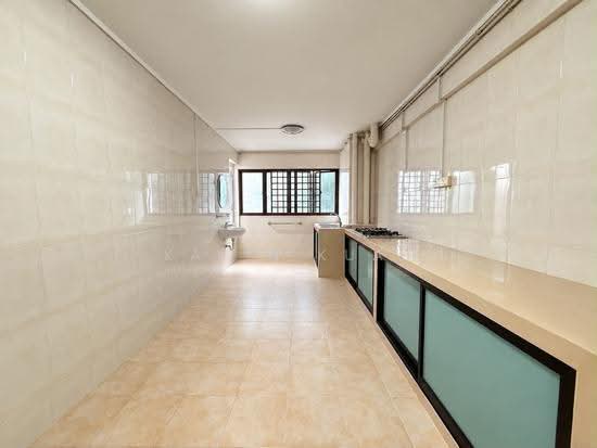 558 Ang Mo Kio Avenue 10