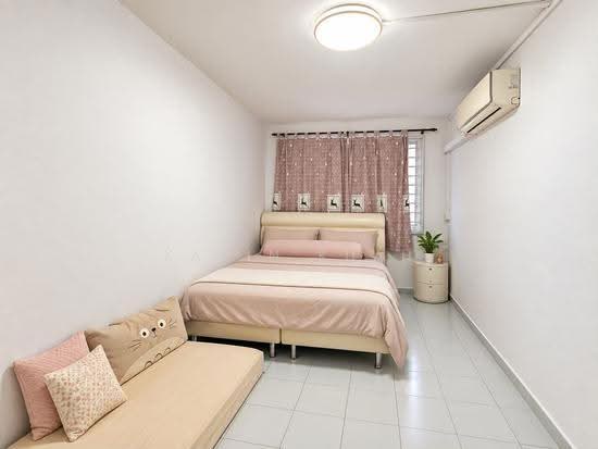 727 Jurong West Avenue 5 photo 2