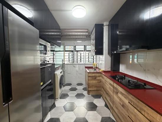 166 Woodlands Street 13 photo 6
