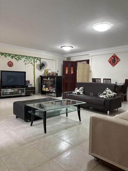 337 Sembawang Crescent image 1 of 10