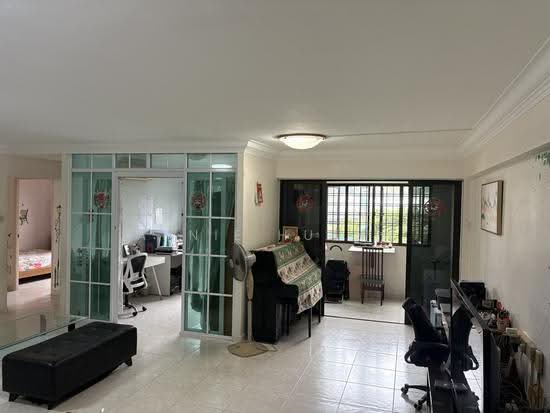 337 Sembawang Crescent photo 2