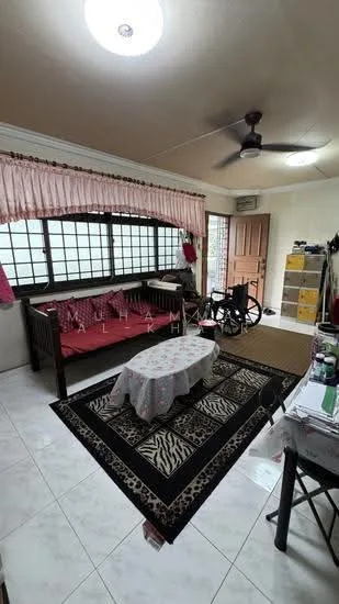 476 Sembawang Drive image 1 of 8