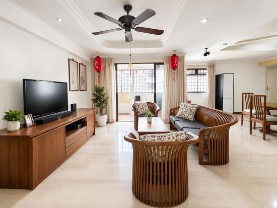 325 Sembawang Crescent image 1 of 9