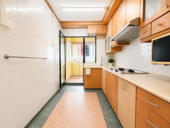 325 Sembawang Crescent photo 5