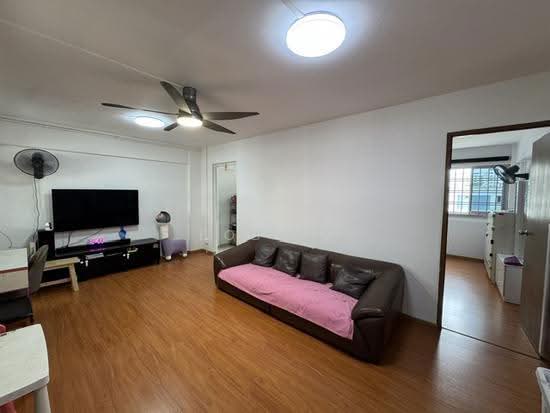 759 Yishun Street 72 photo 2