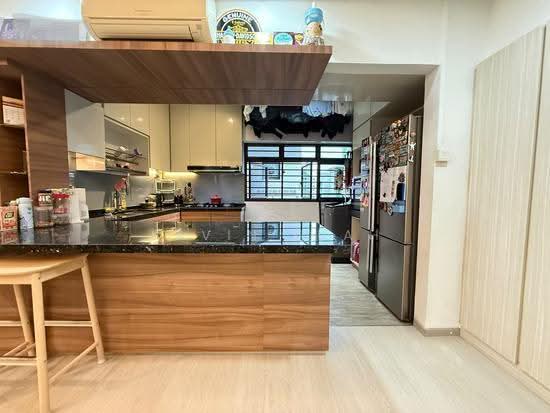405B Fernvale Lane photo 4