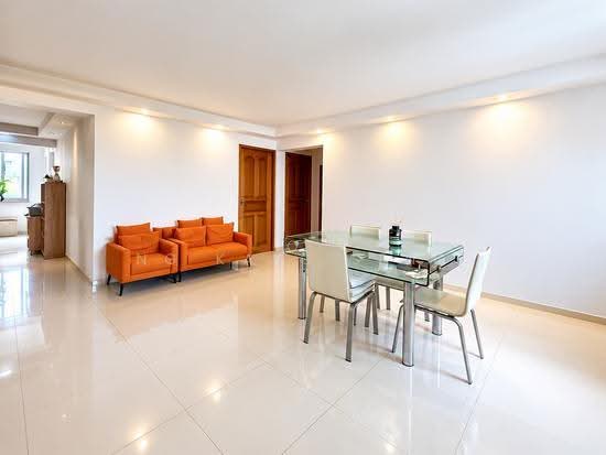 220 Lorong 8 Toa Payoh image 1 of 10