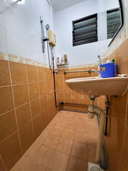 411 Tampines Street 41 photo 5