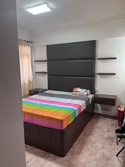 323C Sengkang East Way photo 2
