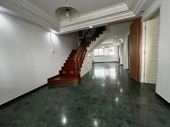 428 Hougang Avenue 6 image 1 of 10
