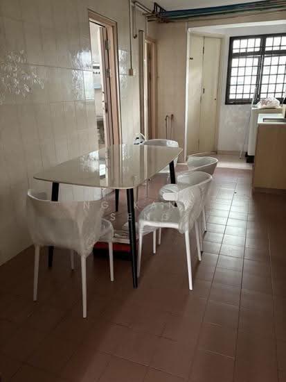 12 Marsiling Lane photo 5