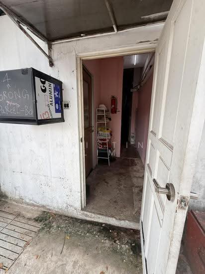 4 Lorong 22 Geylang photo 2