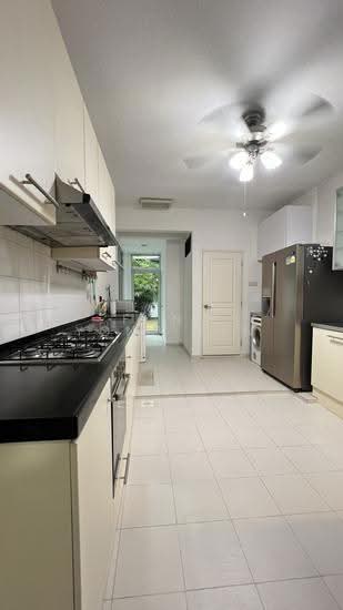 V.A.L.U.E Buy Land Suitable For A&A Or Rebuild At Siglap Estate! photo 3