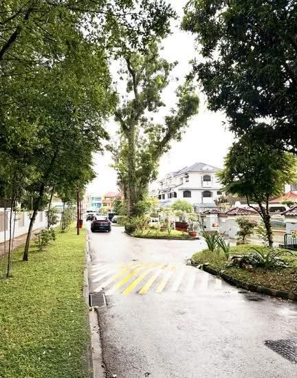 Florence road photo 3