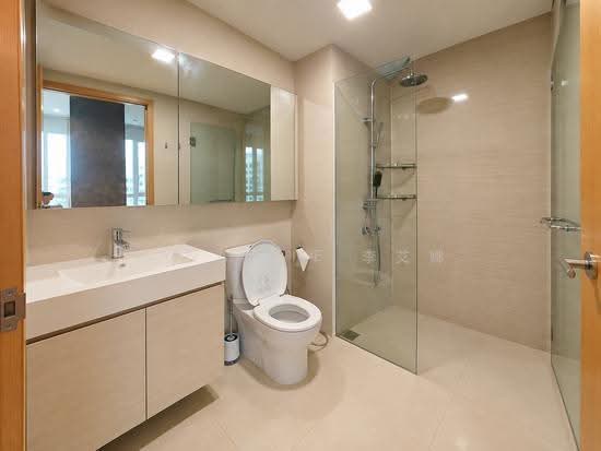 Spacious 2 Bedders near Tampines MRT photo 5