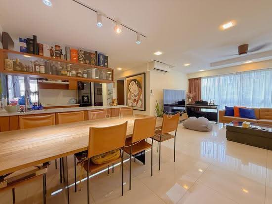 1D Cantonment Road image 1 of 10