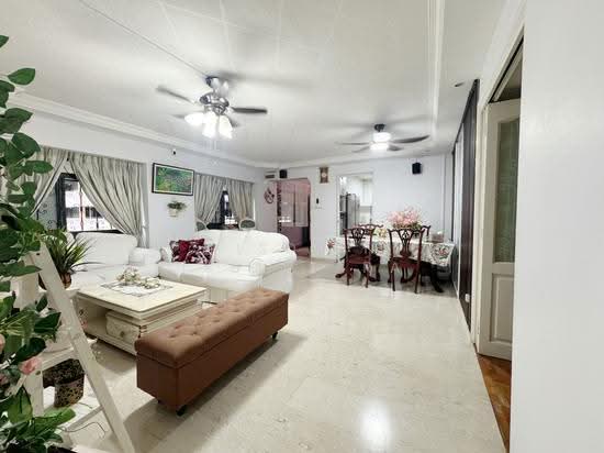 166 GANGSA ROAD image 1 of 10