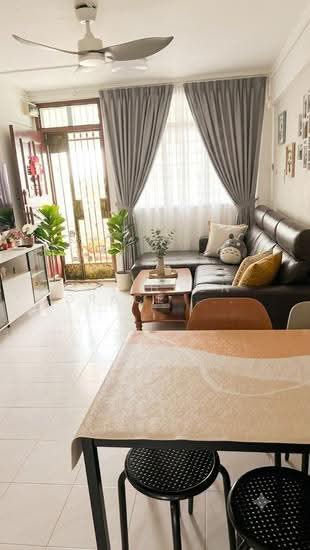 264 Yishun Street 22 image 1 of 7
