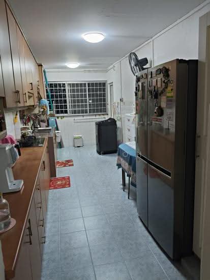 754 Yishun Street 72 photo 6