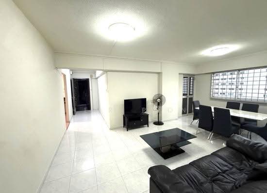 436 Hougang Avenue 8