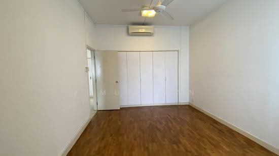 The Waterside photo 5