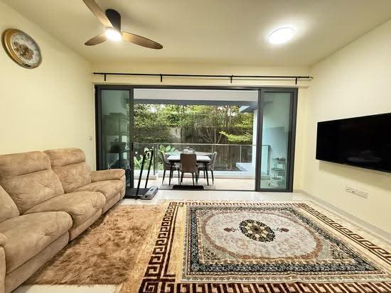 Hedges Park Condominium image 1 of 6