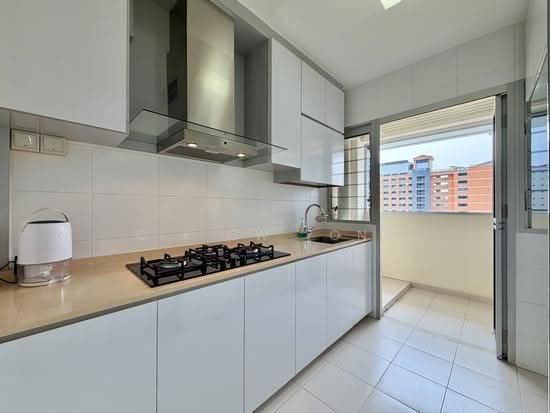 524B Tampines Central 7 photo 3