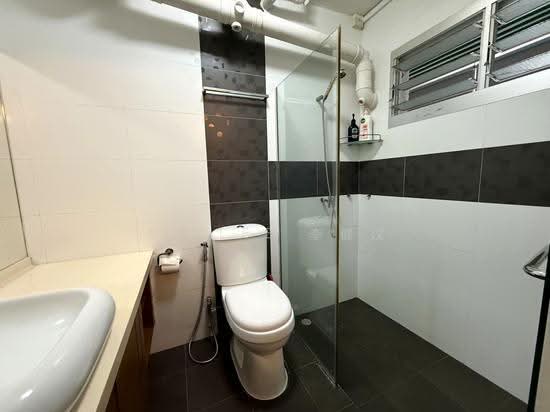 923 Hougang Avenue 9 photo 5